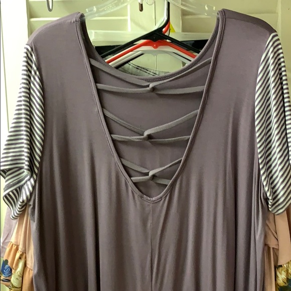 Top - Picture 3 of 3